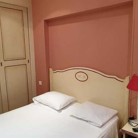 Hotel Bonaparte Тулон Екстериор снимка